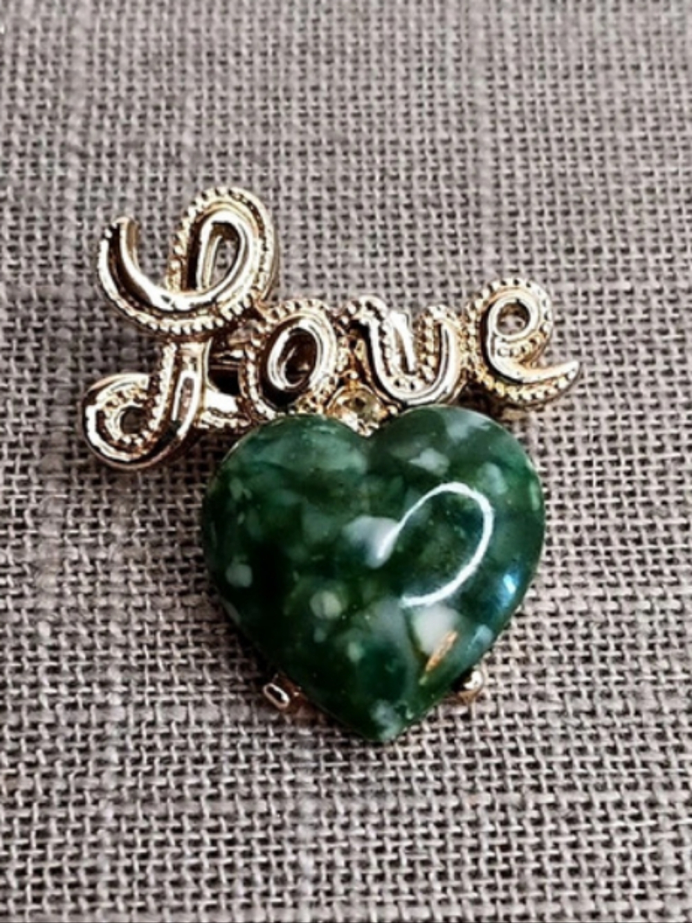 Gerry's Green Faux Stone Heart Brooch Pin Vintage 1980s